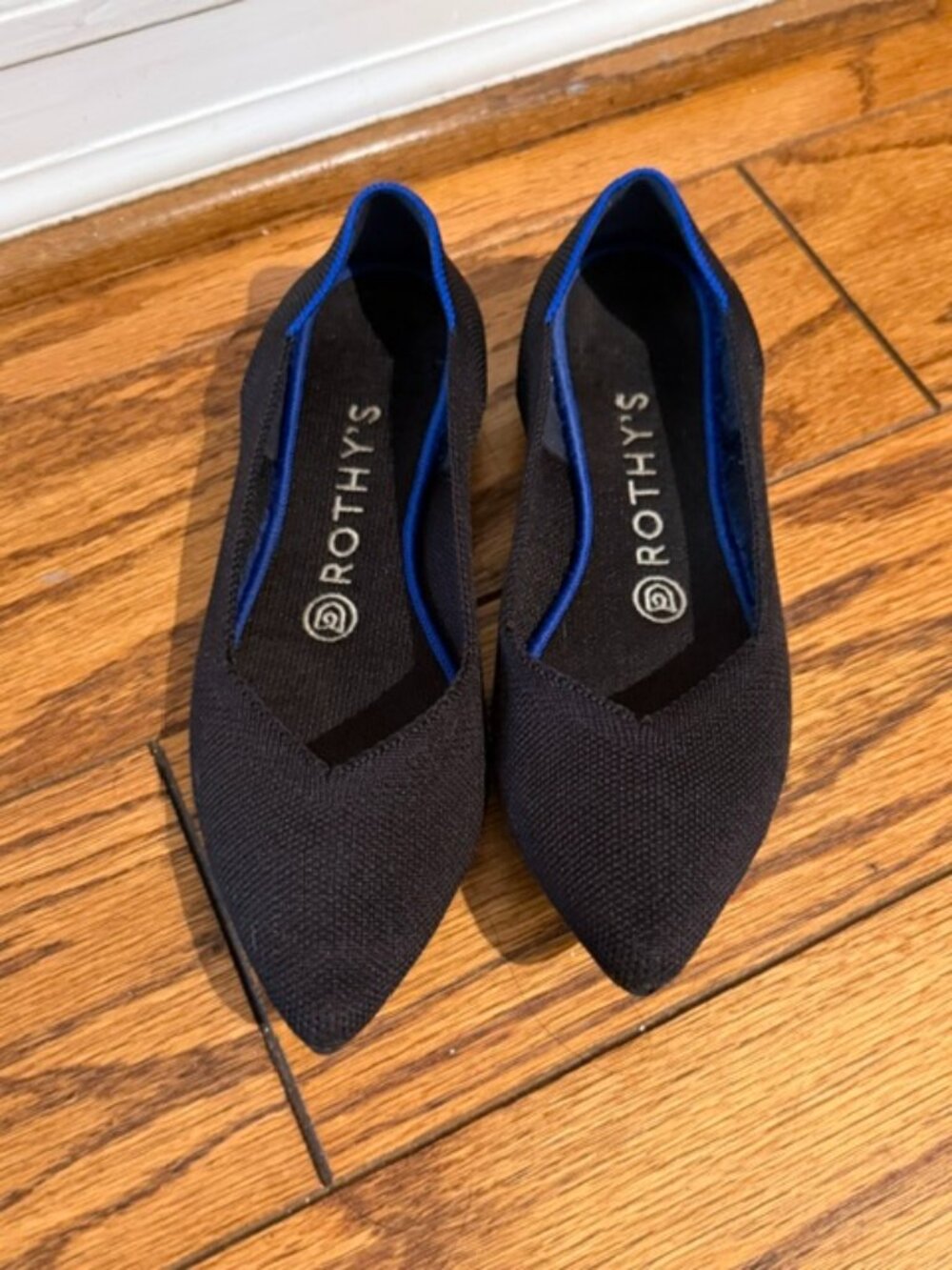 Rothy’s The Point Black Knit Pointed Toe Flats Blue Trim Size 6.5